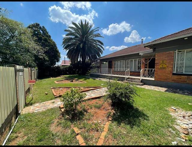 3 BEDROOM HOUSE FOR SALE IN PRIMROSE HILL